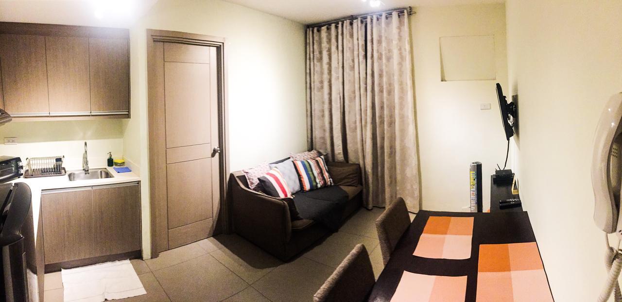 Antel Serenity Suites At Poblacion Makati Макати Экстерьер фото